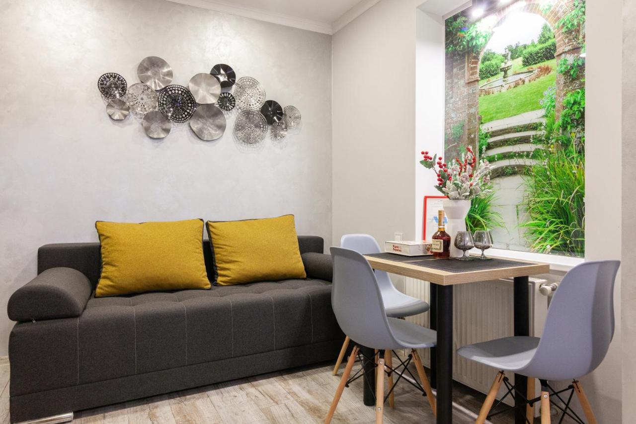 Alfa Apartments Kniazia Leva 2 Lviv Kültér fotó