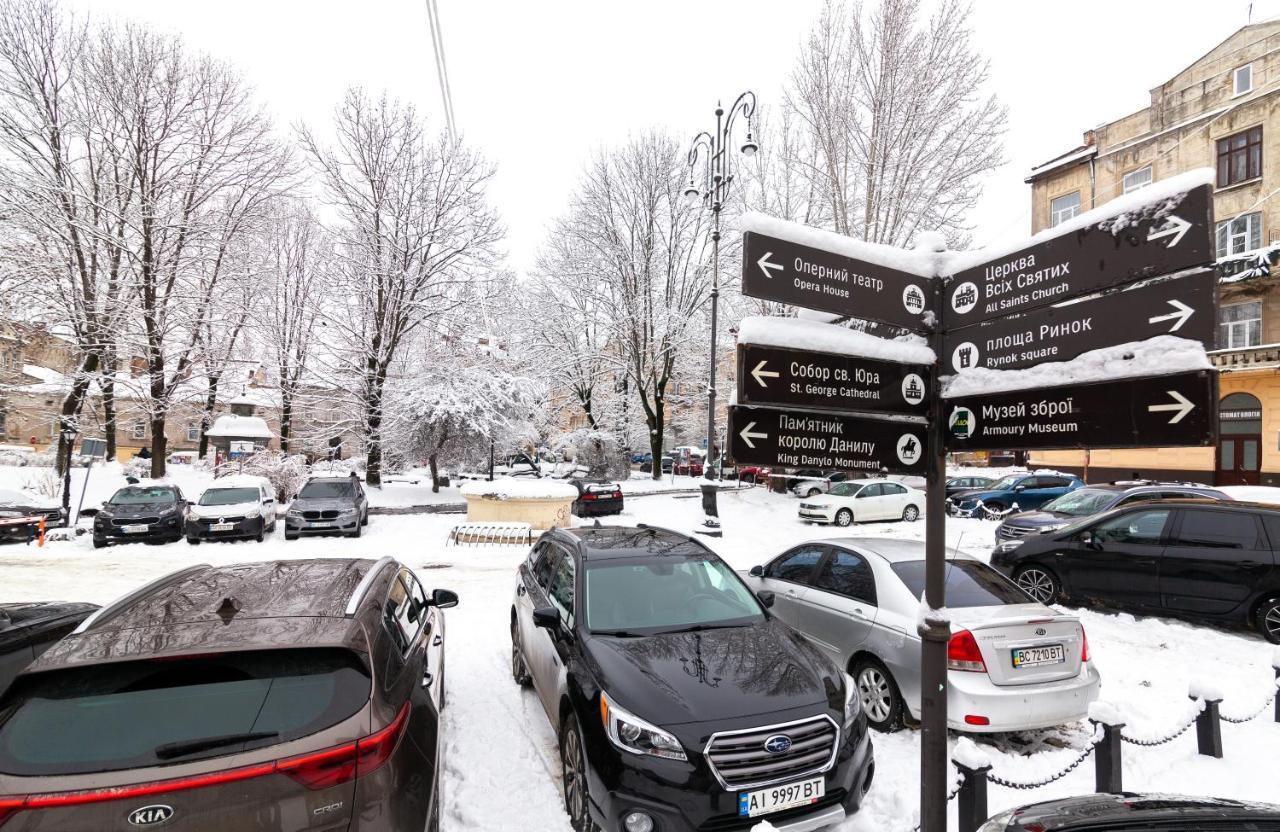 Alfa Apartments Kniazia Leva 2 Lviv Kültér fotó