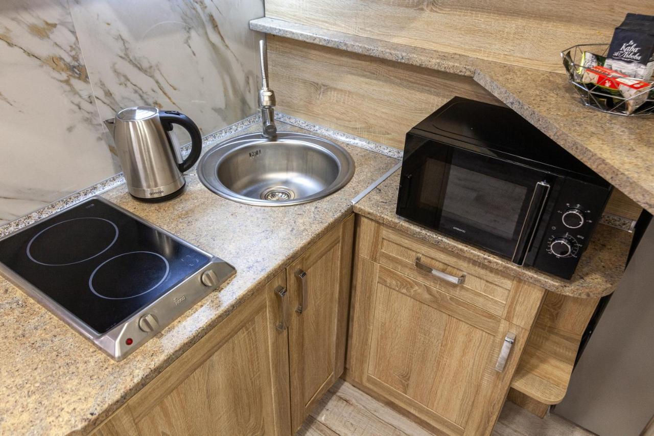 Alfa Apartments Kniazia Leva 2 Lviv Kültér fotó