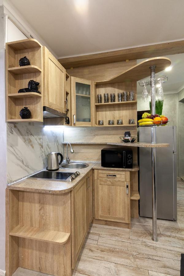 Alfa Apartments Kniazia Leva 2 Lviv Kültér fotó